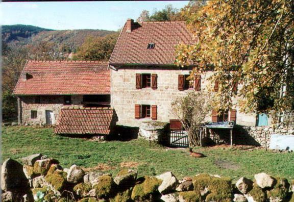 B&B Petite Ferme D'Autrefois Saint-Georges-Nigremont Екстер'єр фото
